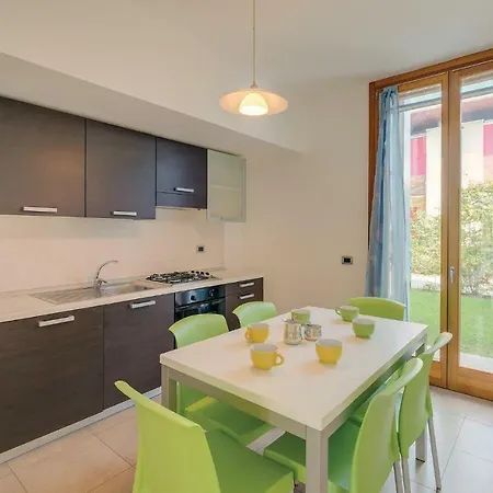 Holiday Albarella Ro 3 Holiday home